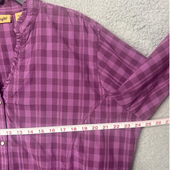 Wrangler Womens Western Shirt Plus Size Pearl Snap Plaid V-Neck Ruffle Size XXL - Picture 4 of 8